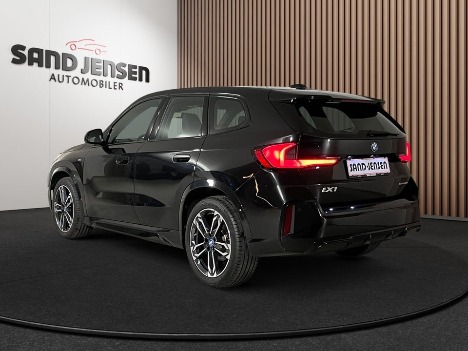 BMW iX1 xDrive30 M-Sport Premium 5d