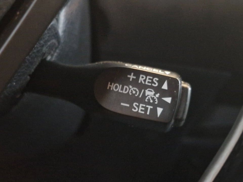 Toyota C-HR 1,8 Hybrid C-LUB Premium CVT 5d