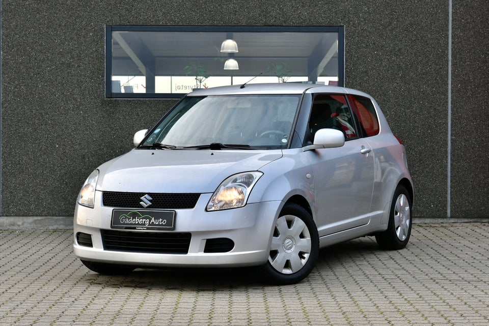 Suzuki Swift 1,3 GL 3d