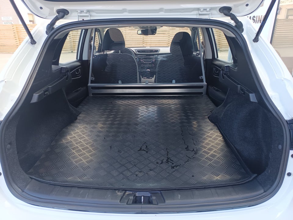 Nissan Qashqai 1,2 Dig-T 115 Acenta Van 5d