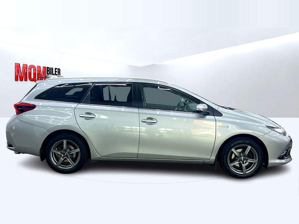 Toyota Auris 1,8 Hybrid H2 Comfort Touring Sports CVT 5d