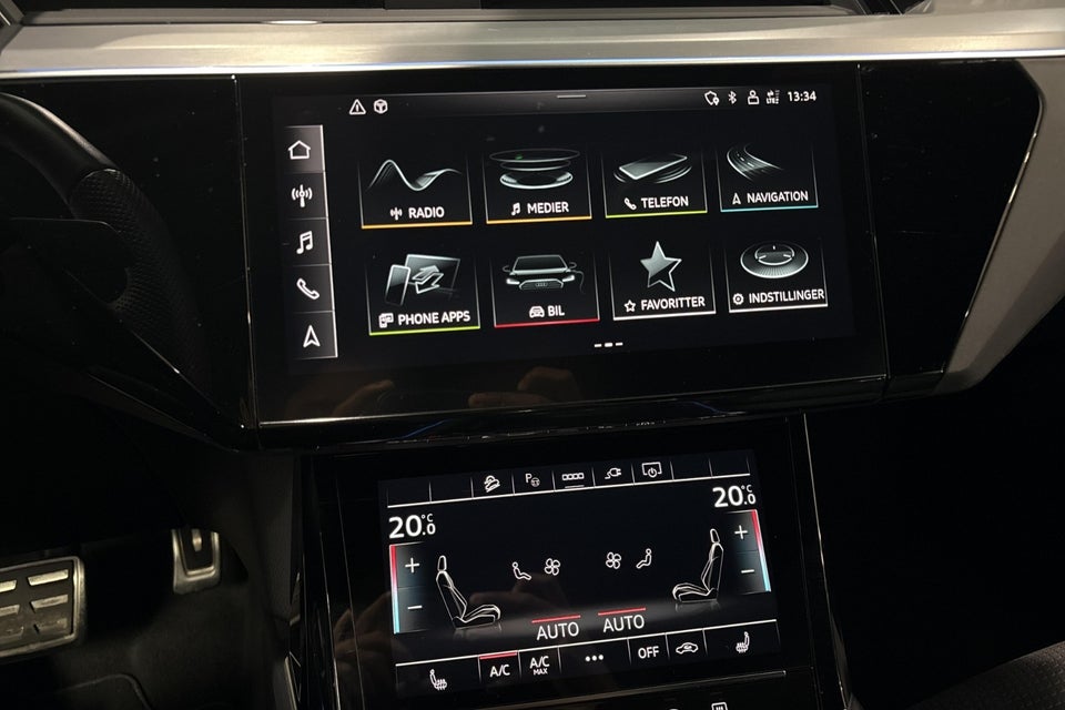 Audi Q8 e-tron 50 S-line quattro 5d