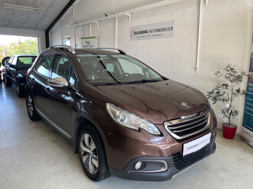 Peugeot 2008 1,2 VTi 82 Allure 5d