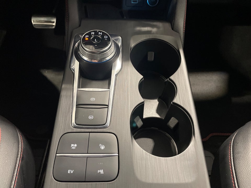 Ford Kuga 2,5 PHEV ST-Line X CVT 5d