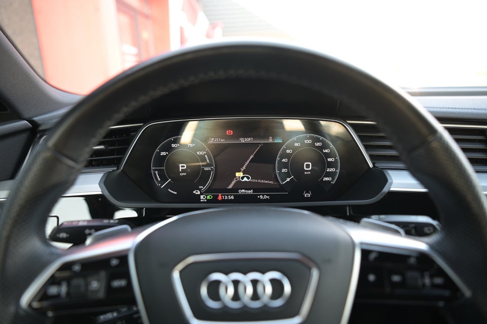 Audi e-tron 55 Advanced quattro 5d