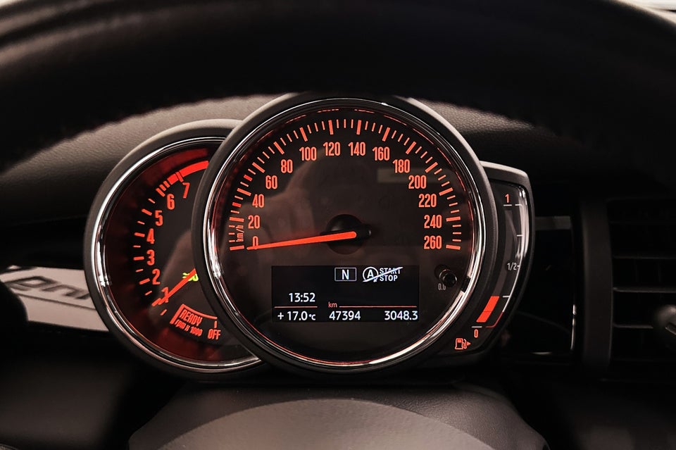 MINI Cooper 1,5 Connected Edition 3d