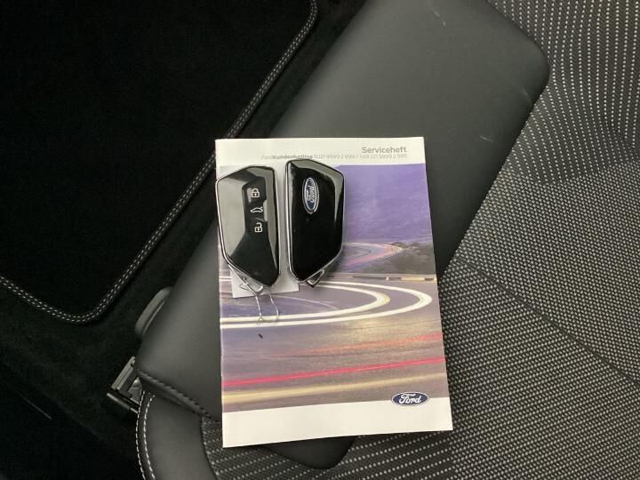 Ford Explorer 77 Select Extended Range 5d