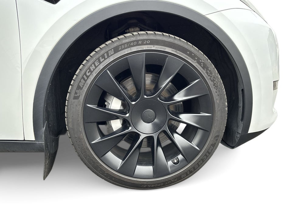 Tesla Model Y Long Range AWD 5d