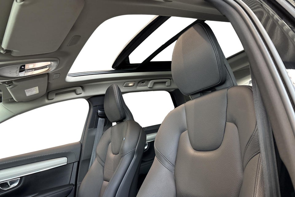 Volvo V90 2,0 T8 ReCharge Ultimate Dark aut. AWD 5d