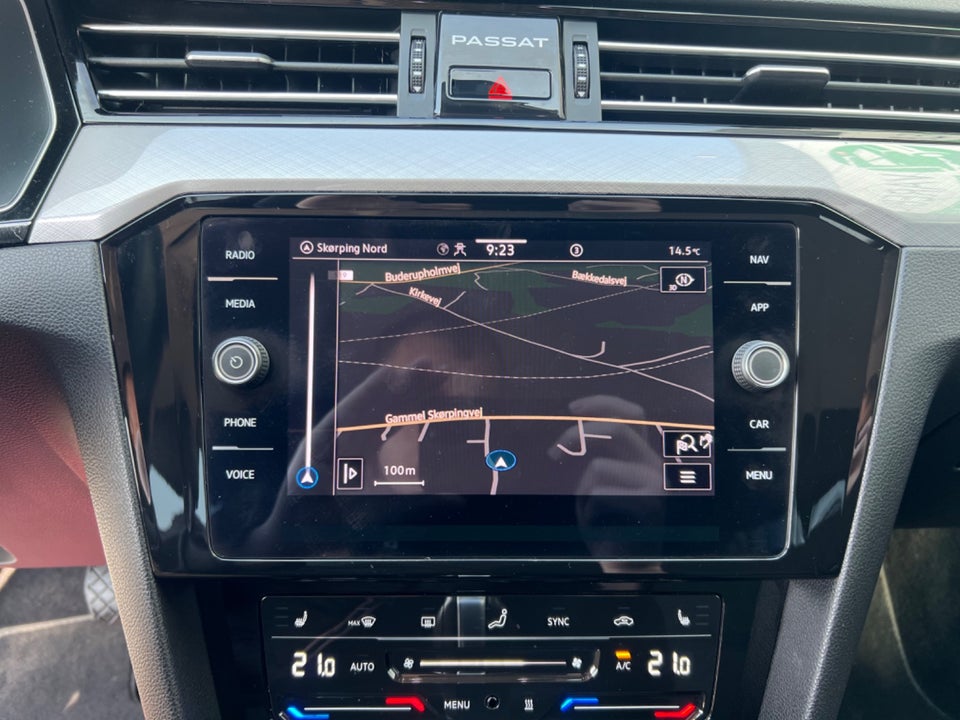 VW Passat 2,0 TDi 150 Business High Variant DSG Van 5d