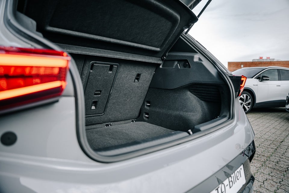 Cupra Born 77 e-Boost 5d