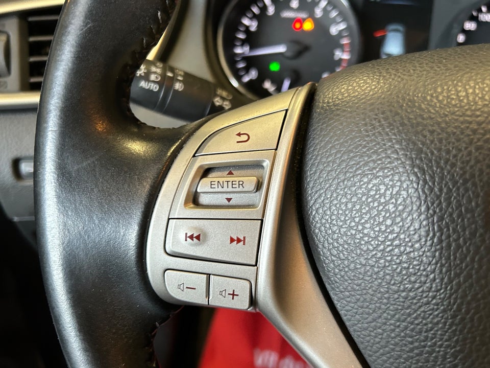 Nissan Qashqai 1,2 Dig-T 115 Tekna 5d