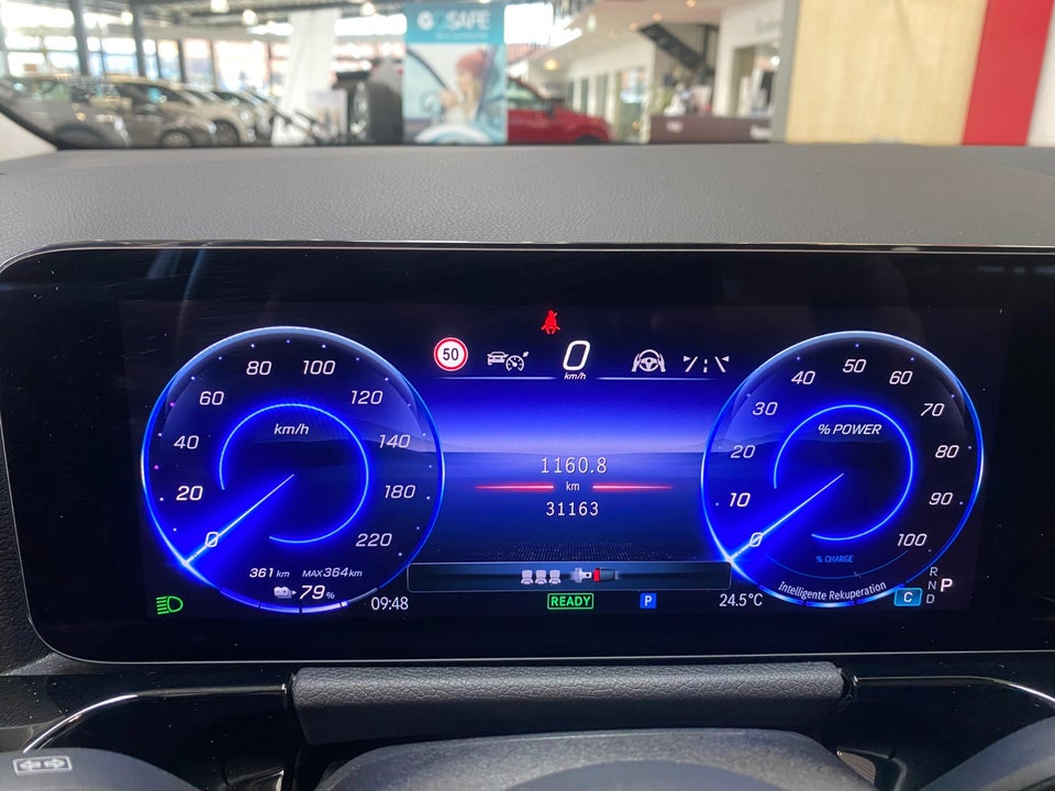 Mercedes EQA300 Progressive 4Matic 5d