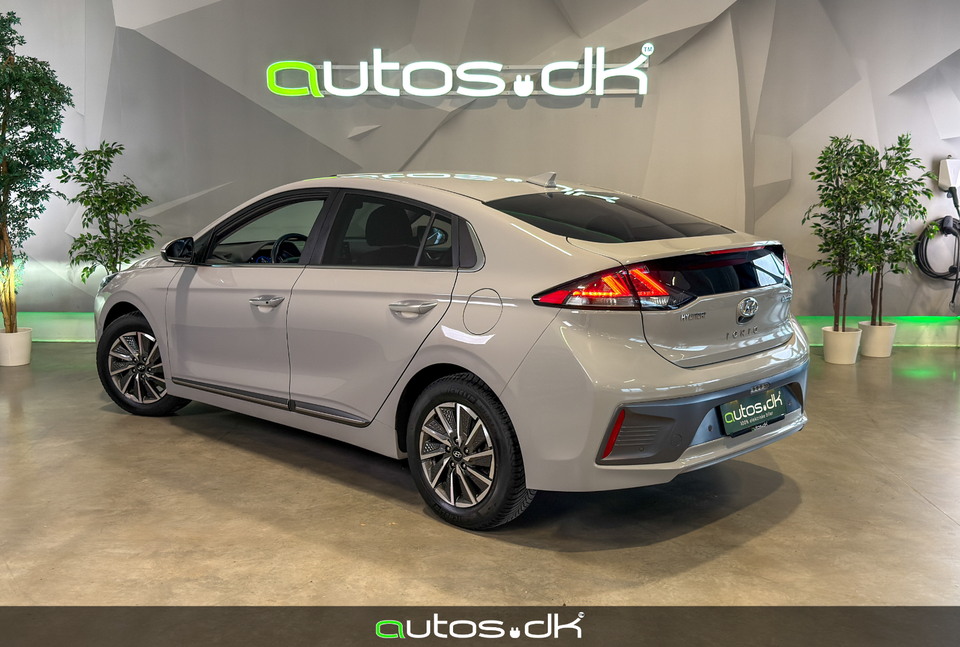 Hyundai Ioniq 40 EV Premium 5d
