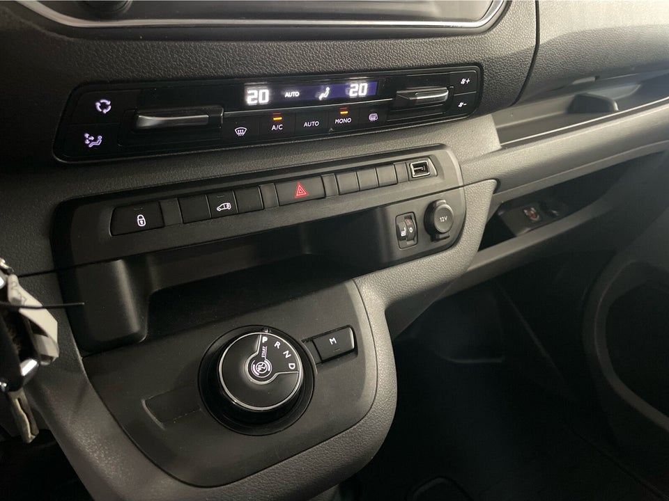 Peugeot Expert 2,0 BlueHDi 144 L3 Premium EAT8 Van