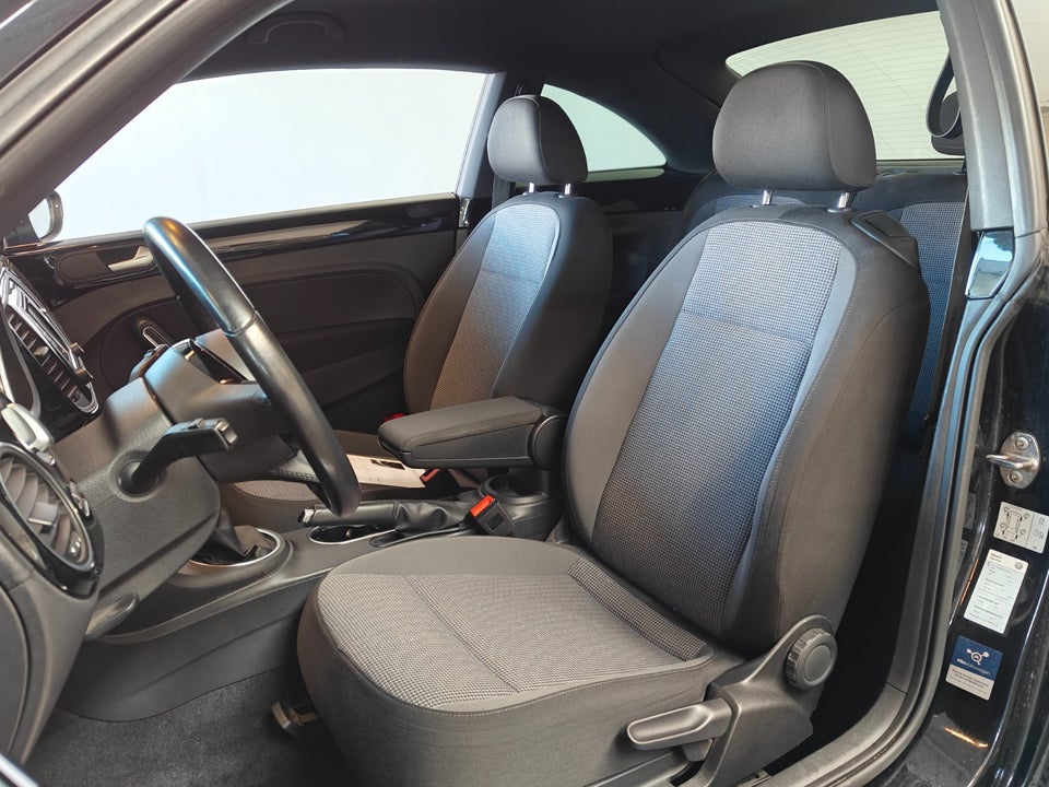 VW The Beetle 1,2 TSi 105 Design 2d