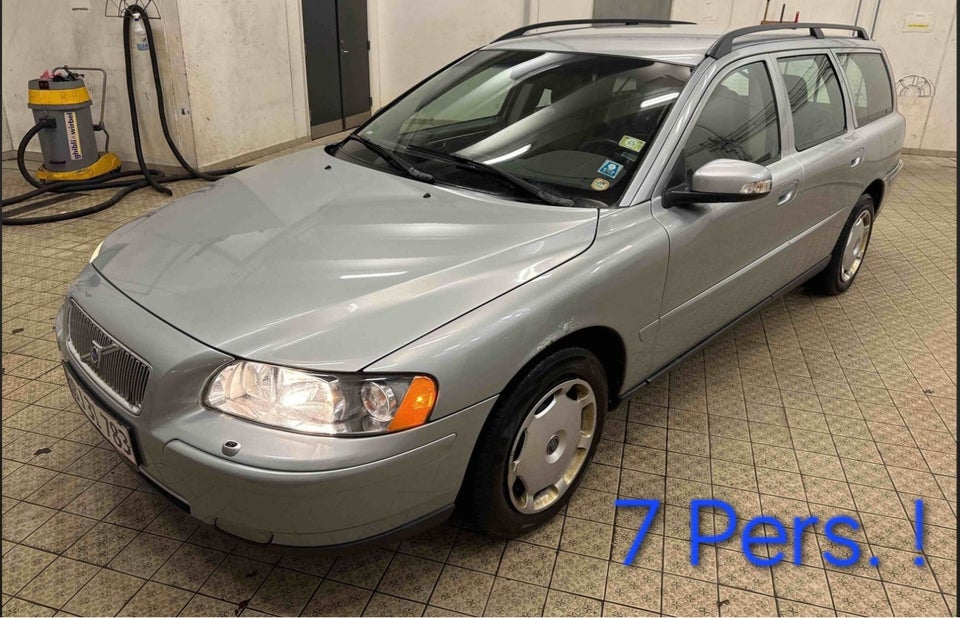 Volvo V70 2,4 140 Momentum 5d