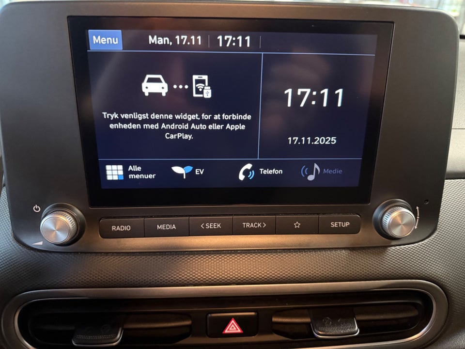 Hyundai Kona 64 EV Essential 5d