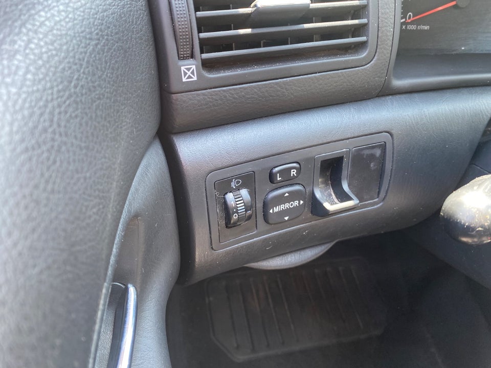 Toyota Corolla 1,4 Terra 3d