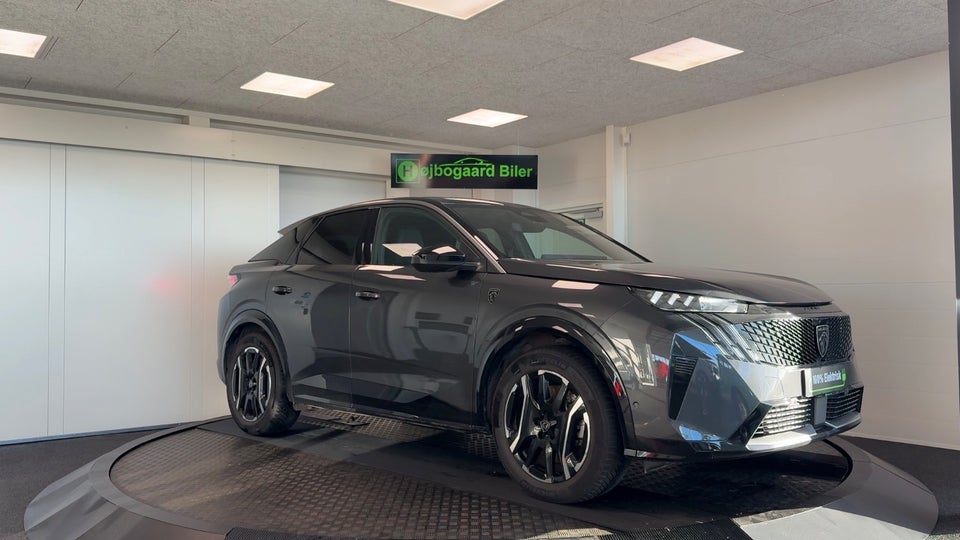 Peugeot e-3008 77 GT Pack 5d