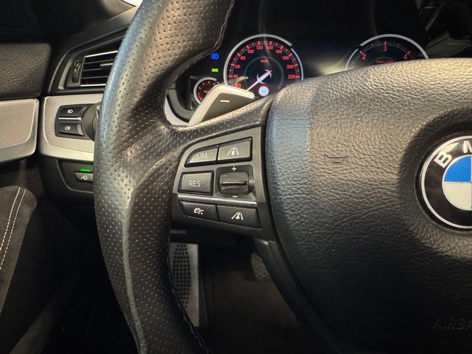 BMW 530d 3,0 Touring M-Sport aut. 5d