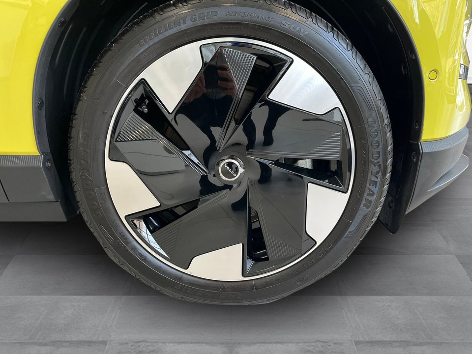 Volvo EX30 Extended Range Ultra 5d