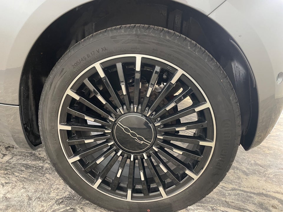 Fiat 500e 42 la Prima 3d