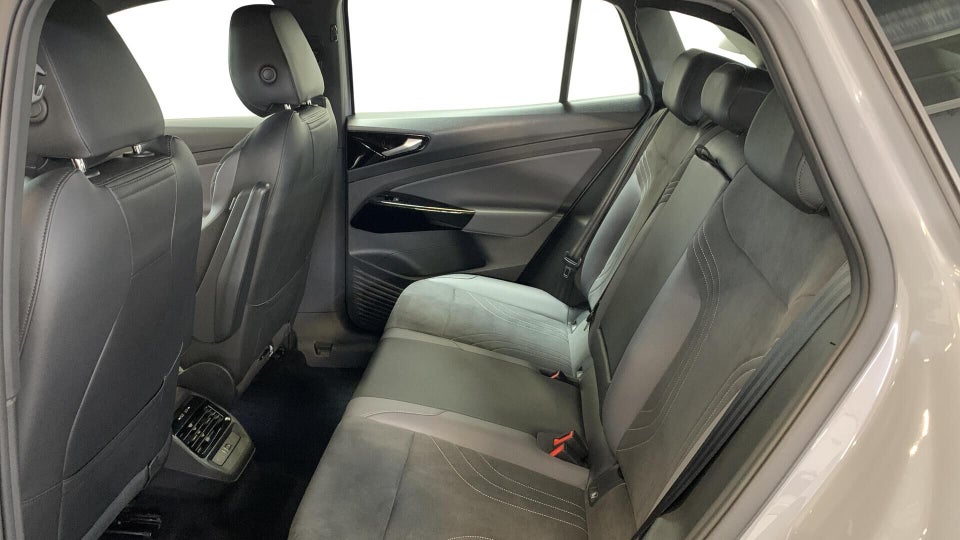 VW ID.4 77 Pro 5d