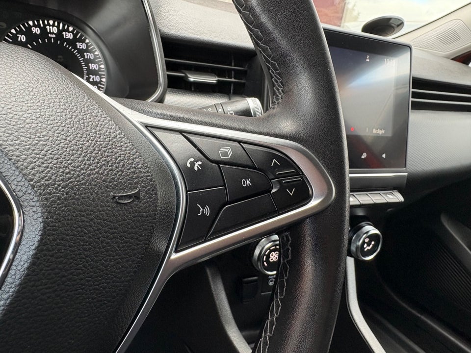 Renault Clio V 1,0 TCe 100 Intens 5d