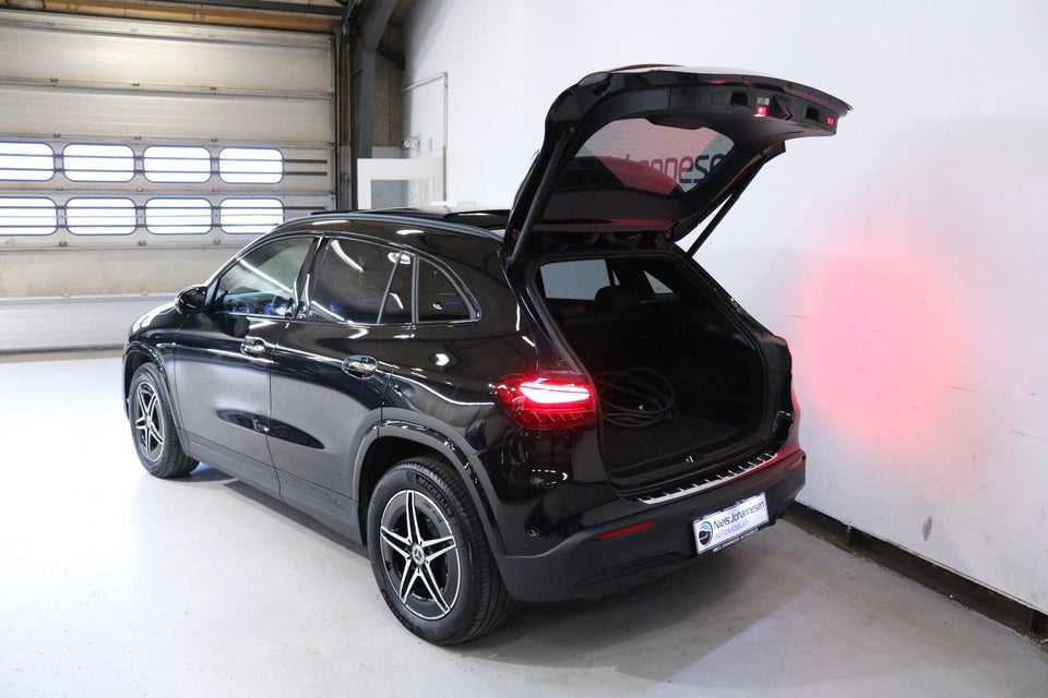Mercedes EQA250+ AMG Advance 5d