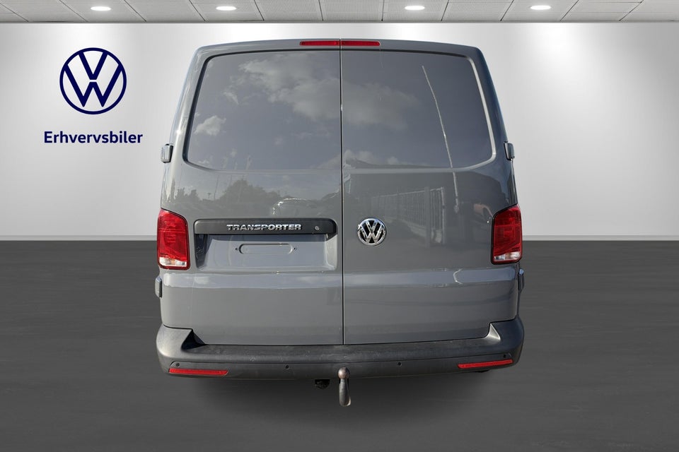 VW Transporter 2,0 TDi 150 Kassevogn DSG lang