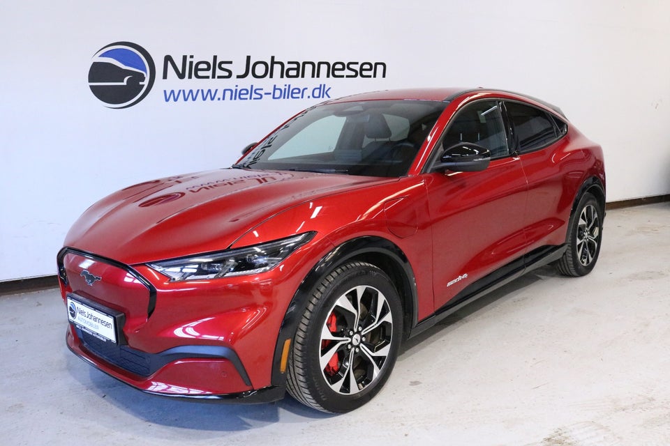 Ford Mustang Mach-E 70 Standard Range AWD 5d