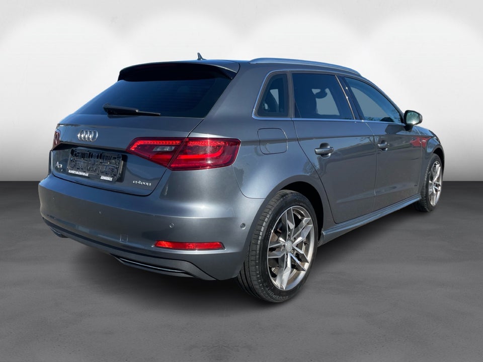 Audi A3 1,4 e-tron Ambiente Sportback S-tr. 5d