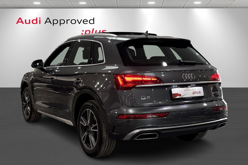 Audi Q5 50 TFSi e S-line quattro S-tr. 5d