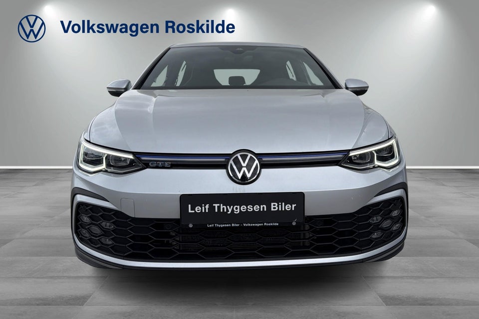 VW Golf VIII 1,4 GTE DSG 5d