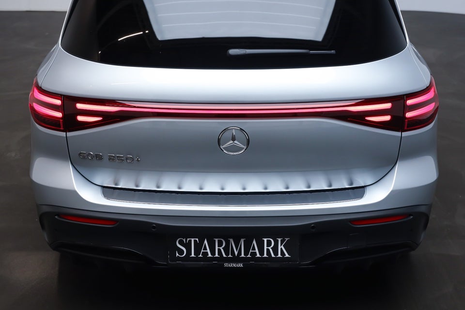 Mercedes EQB250+ AMG Premium 5d