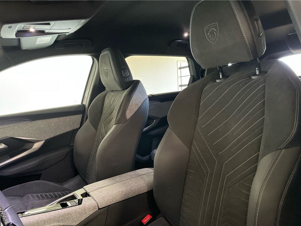 Peugeot e-5008 77 GT Pack 7prs 5d