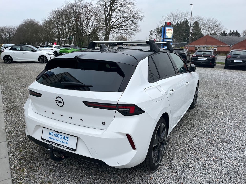 Opel Astra-e 54 Ultimate 5d