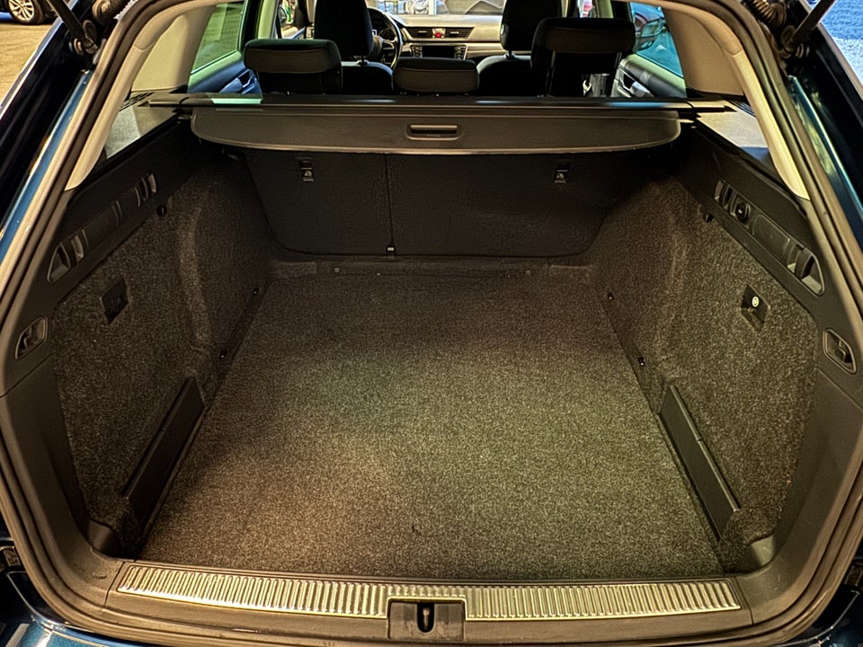 Skoda Superb 1,4 TSi 150 Active Combi 5d