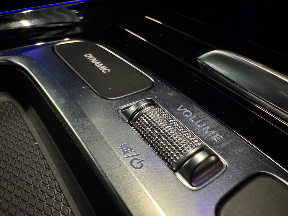 Mercedes EQA300 Progressive 4Matic 5d