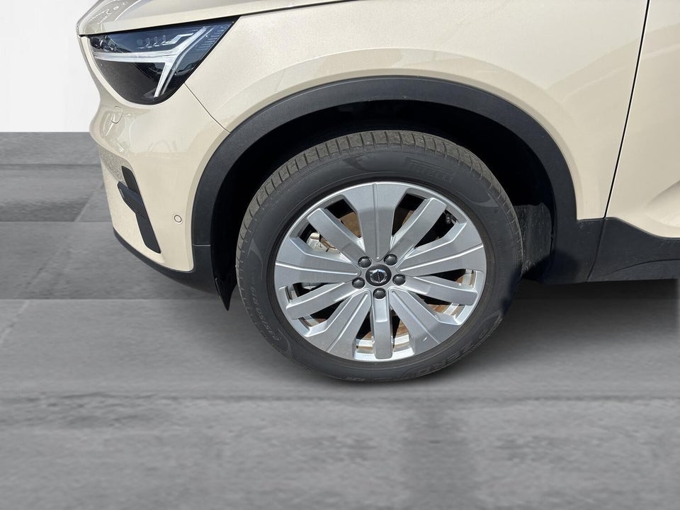 Volvo EX40 Extended Range Core 5d