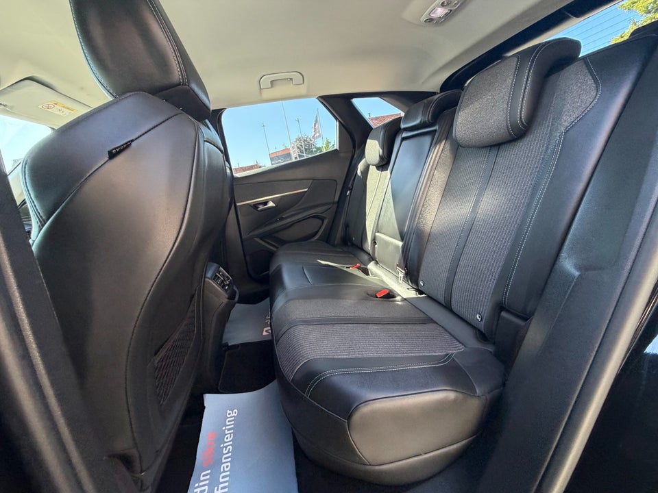 Peugeot 3008 1,6 Hybrid Allure EAT8 5d