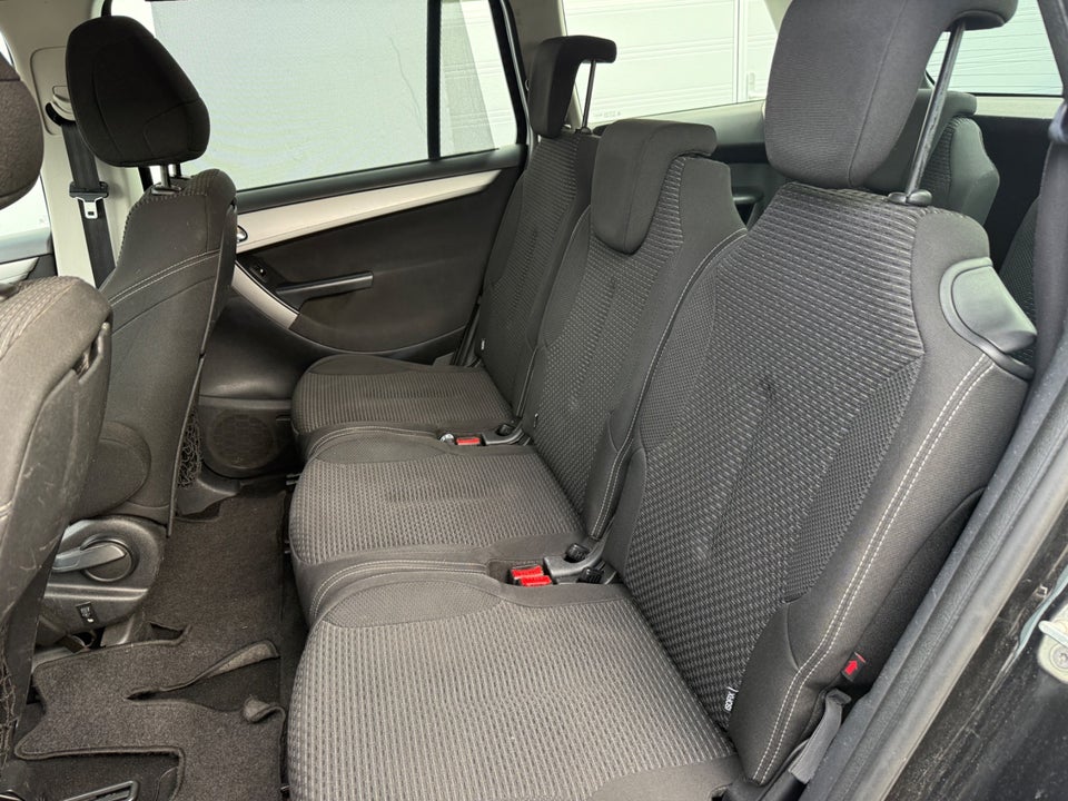 Citroën Grand C4 Picasso 1,6 HDi 110 SX 7prs 5d