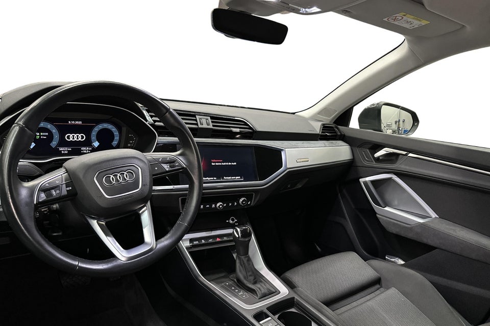 Audi Q3 45 TFSi e Attitude plus S-tr. 5d