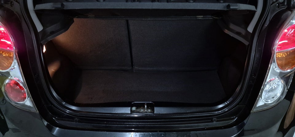 Chevrolet Spark 1,0 LS 5d