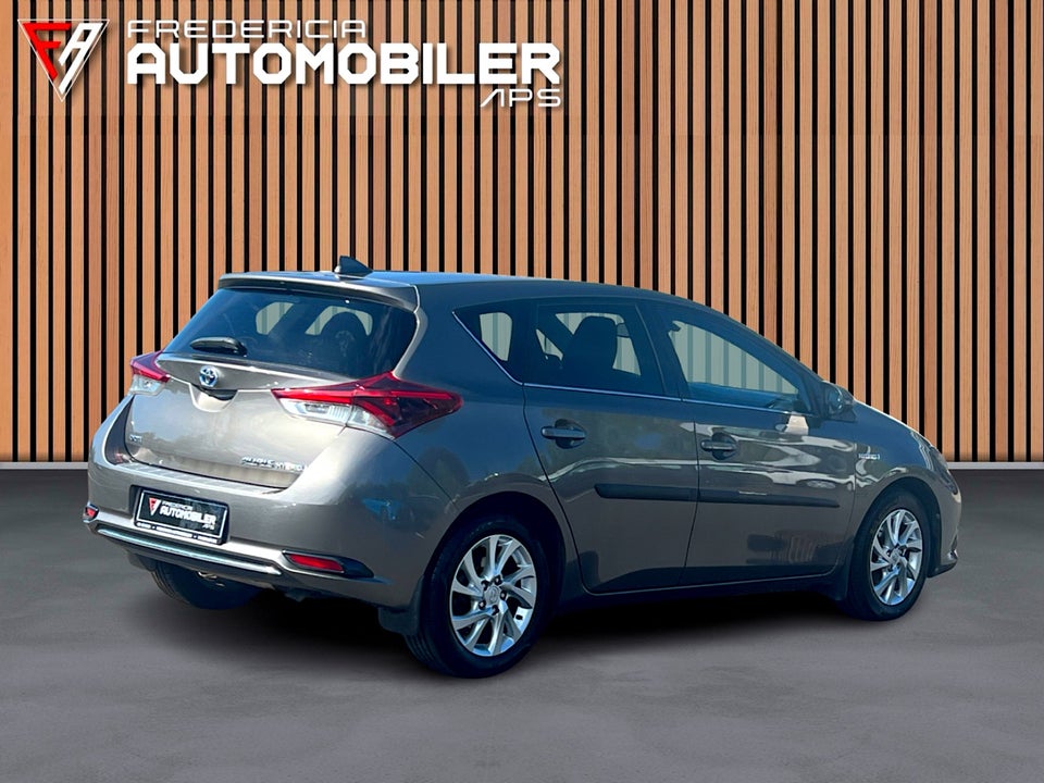 Toyota Auris 1,8 Hybrid H2 Comfort CVT 5d