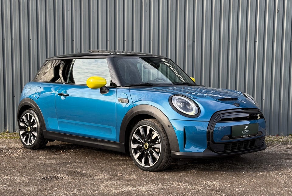 MINI Cooper SE Collection 3d