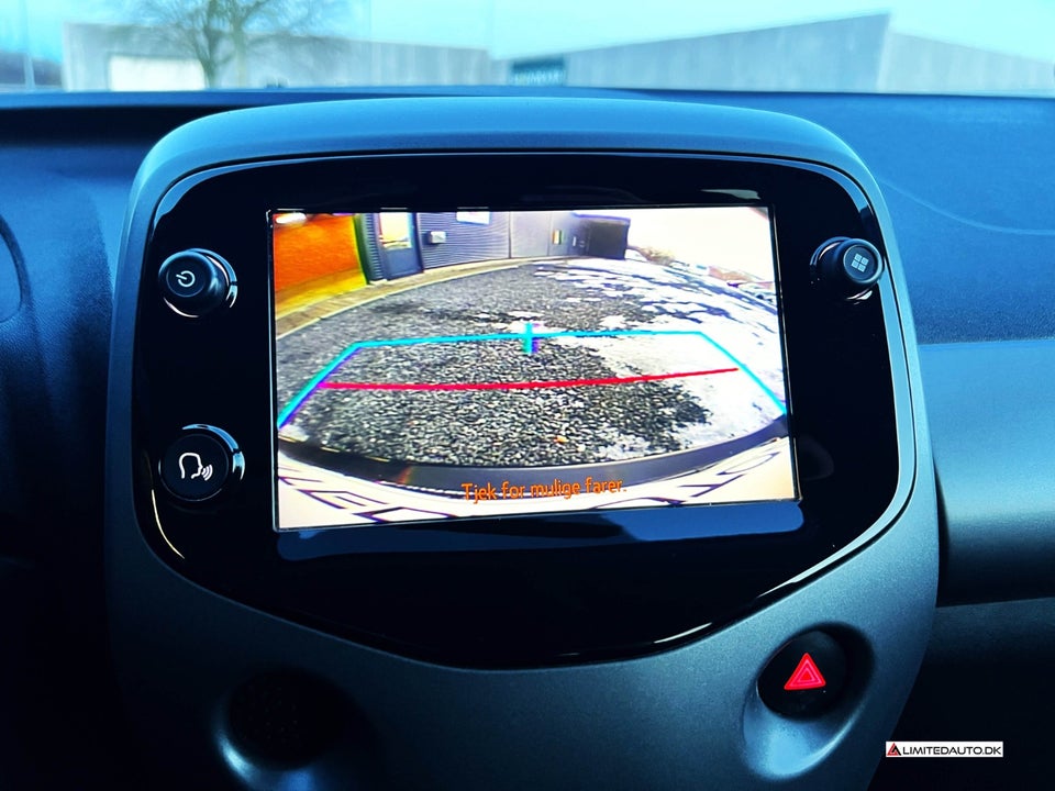 Toyota Aygo 1,0 VVT-i x-pression 5d