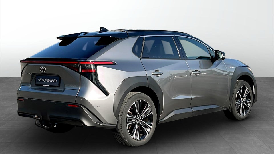 Toyota bZ4X Executive 5d