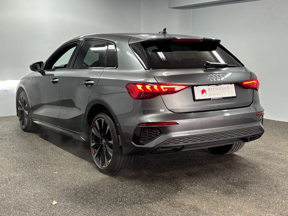 Audi A3 45 TFSi e S-line Sportback S-tr. 5d